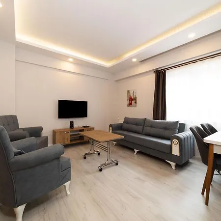 Cozy Flat With Balcony 15 Min Walking Distance To Beach In Muratpasa, Antalya * Antalia